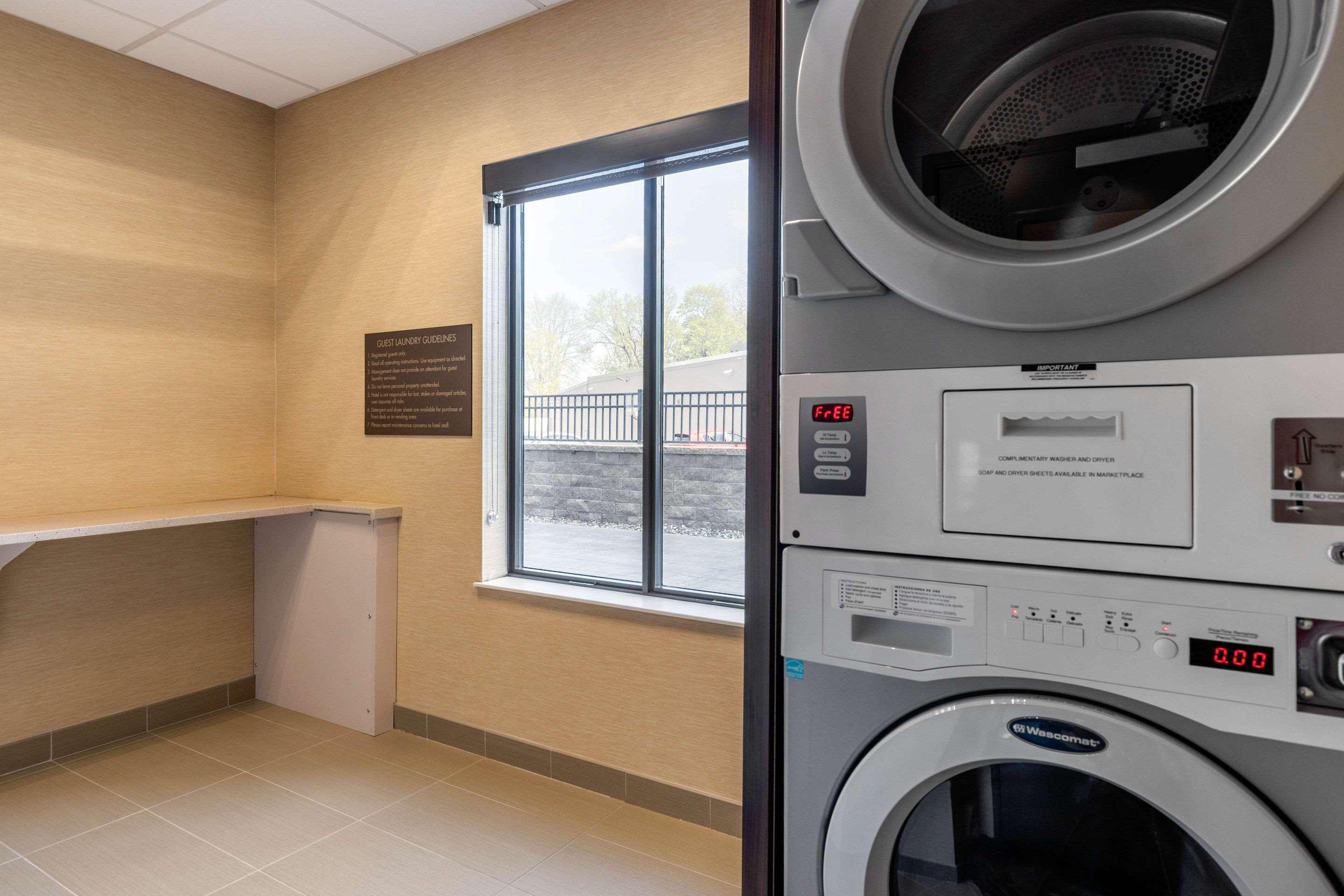Comfort Inn & Suites Schenectady - Scotia Luaran gambar